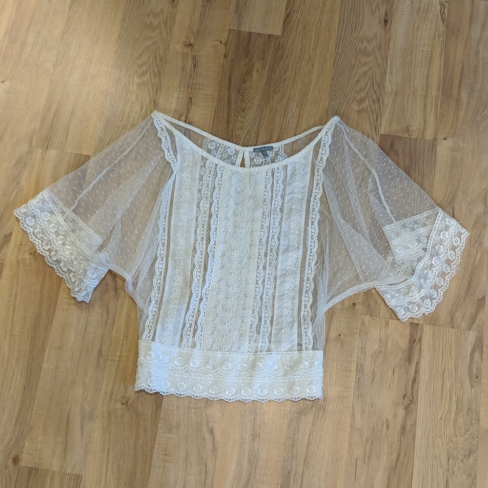 +++Charlotte Russe Sheer Lace Dolman Sleev…